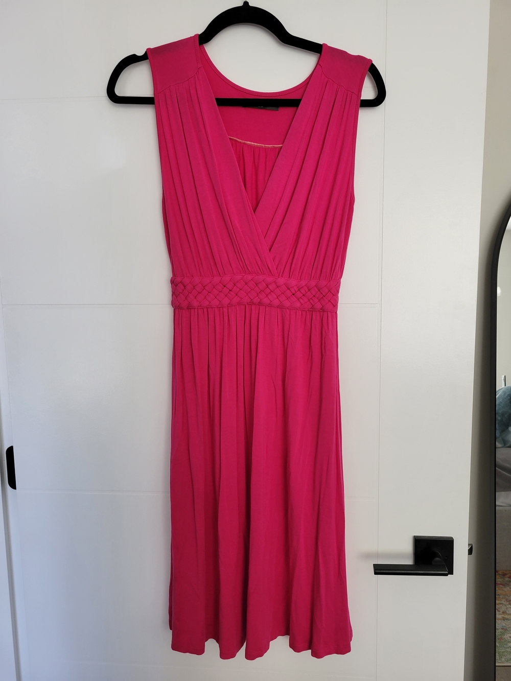 Denver Hayes Fuchsia Braided-Waist V-Neck Midi Dress